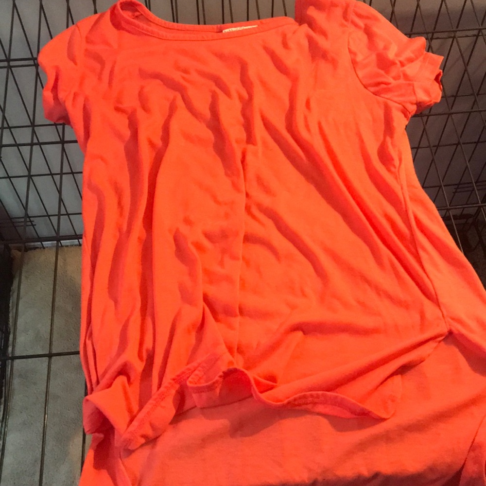 High low short sleeve peach colored shirt